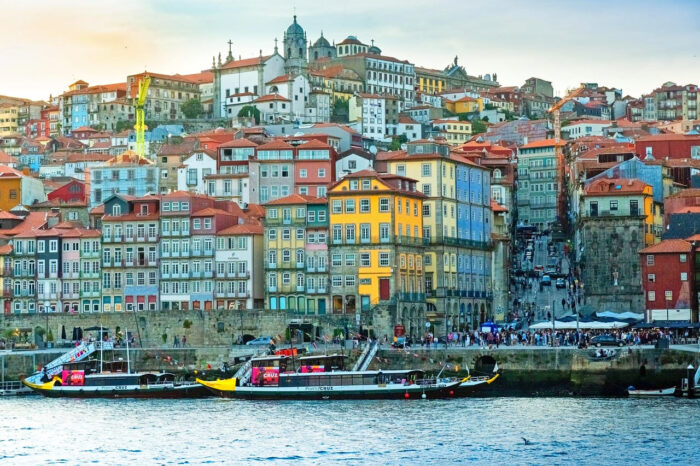 Oporto. Ciudades bonitas europeas