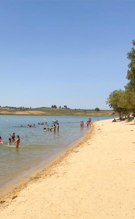 Playa artificial. Qué visitar en Arcos de la Frontera