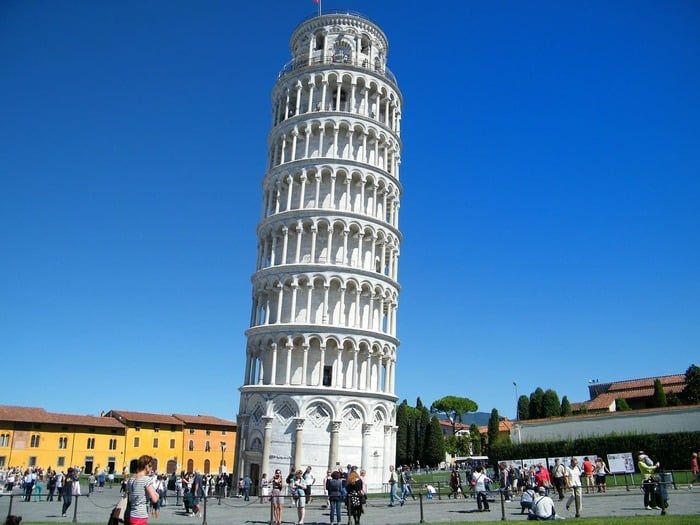 Torre de Pisa. Monumentos mas importantes del Europa