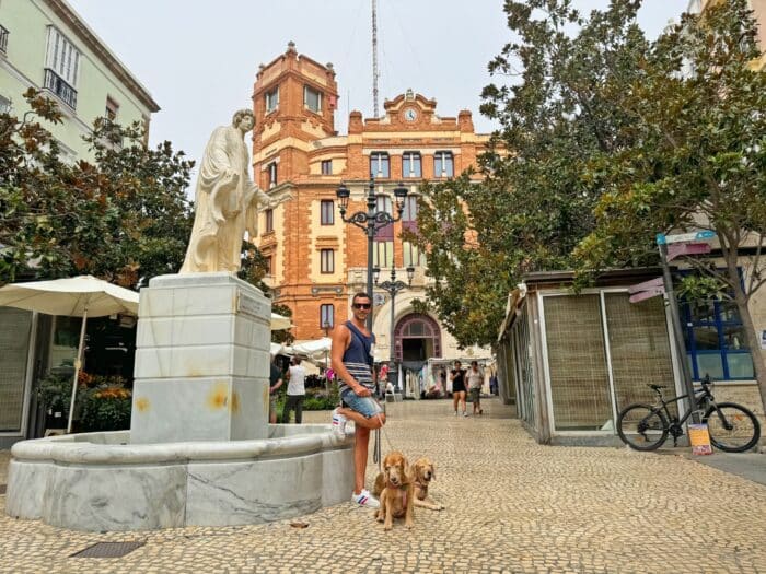 Plaza de las Flores. Qué visitar en Cádiz