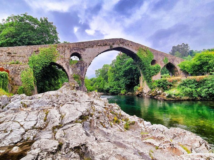 Puente Romano. Qué ver en Cangas de Onís y alrededores