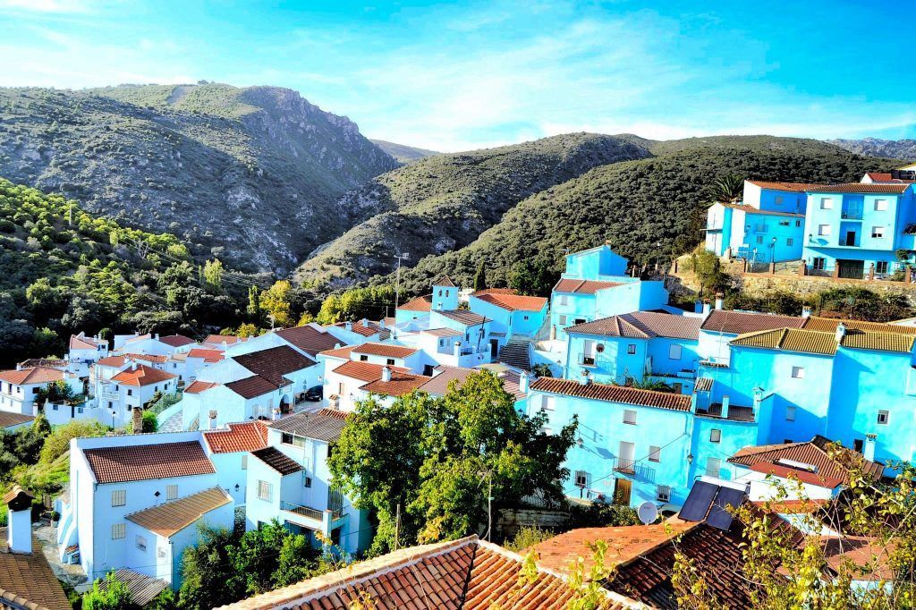 los-10-pueblos-m-s-bonitos-de-m-laga-los-viajes-de-domi