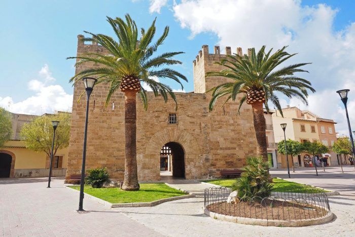 Murallas y puertas que ver en Alcudia