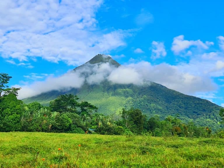 Volcán Arenal. Lugares que ver en Costa Rica