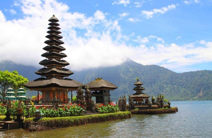 Pagoda Indonesia. Donde alojarse en Bali