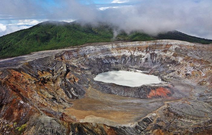 Volcán Poás. Qué ver cerca de San José. Volcán Poás. Qué ver cerca de San José.