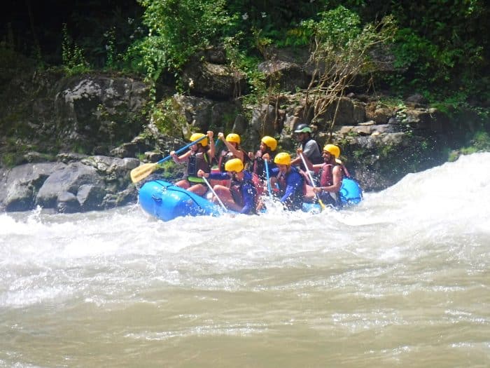 Rafting Pacuare. Qué hacer cerca de San José Rafting Pacuare. Qué hacer cerca de San José