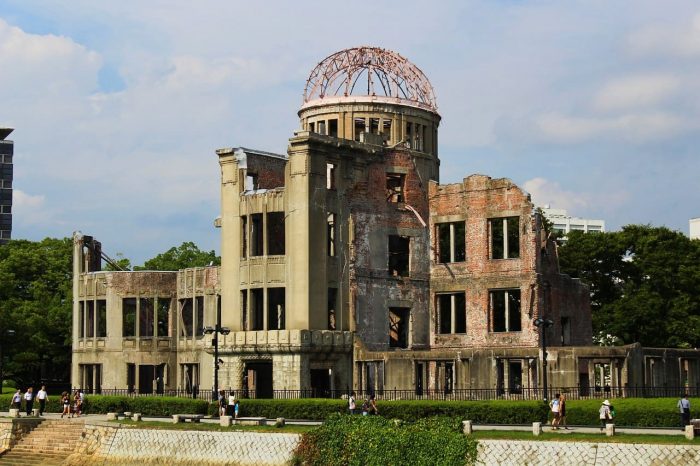 Cúpula de la bomba atómica de Hiroshima. Cúpula de la bomba atómica de Hiroshima.