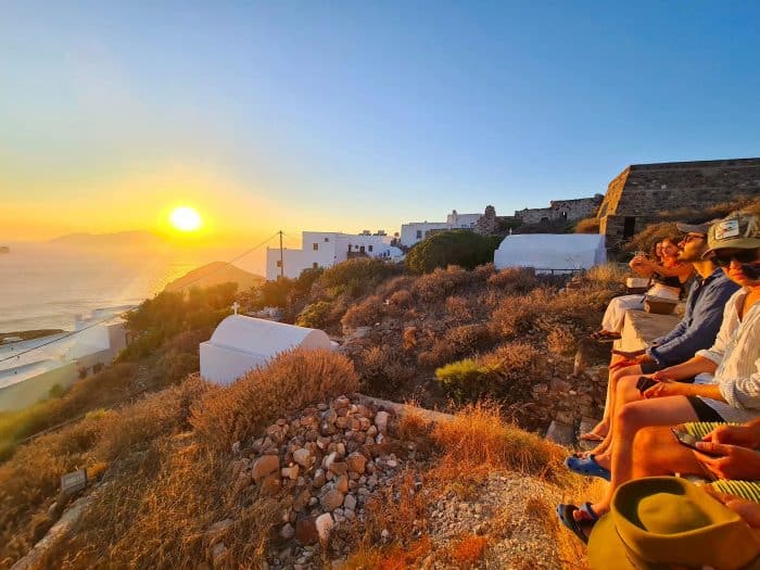 Plaka. Mejores atardeceres que ver en Milos