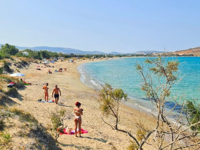 Molos. Mejores playas de Paros.