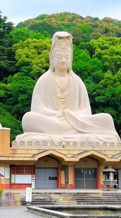 Buda Ryozen Kamoi. Qué ver en Kioto