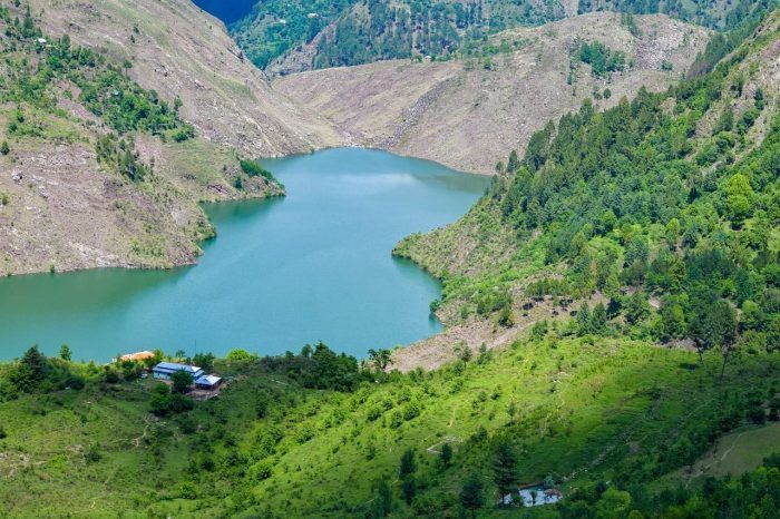 Lago. Seguro de viaje a Pakistán