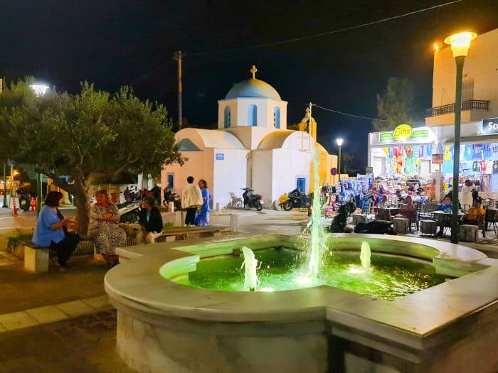 Plaza de Protodikeiou. Qué ver en Chora