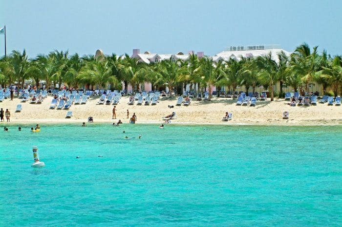 Playa. Seguro de viaje a Islas Turcas y Caicos Playa. Seguro de viaje a Islas Turcas y Caicos
