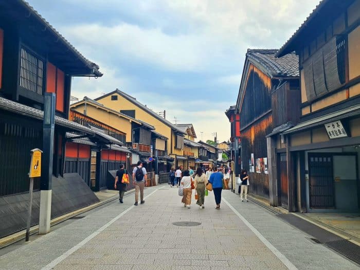 Gion, distrito de Higashiyama, la mejor alternativa donde alojarse en Kioto