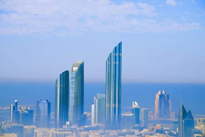 Paseo en helicóptero. Mejores excursiones en Abu Dhabi Paseo en helicóptero. Mejores excursiones en Abu Dhabi