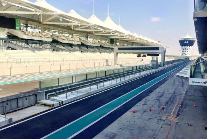 Circuito Yas Marina. Mejores excursiones en Abu Dhabi Circuito Yas Marina. Mejores excursiones en Abu Dhabi