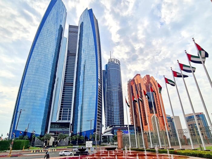 Etihad Tower. Tour en Abu Dhabi