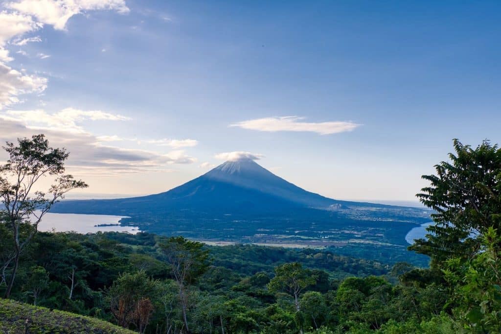 Volcán Nicaragua. Mejores seguros de viaje para Centroamérica