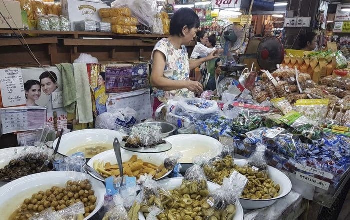 Night Bazar. Donde alojarse en Chiang Mai Night Bazar. Donde alojarse en Chiang Mai