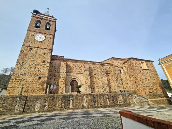 Iglesia de San Martín. Qué ver en Almonaster la Real