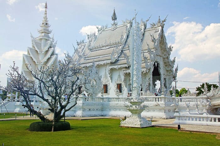 Templo Blanco. Dónde alojarse en Chiang Rai