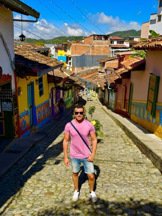 Calle del Recuerdo. Qué visitar en Guatapé