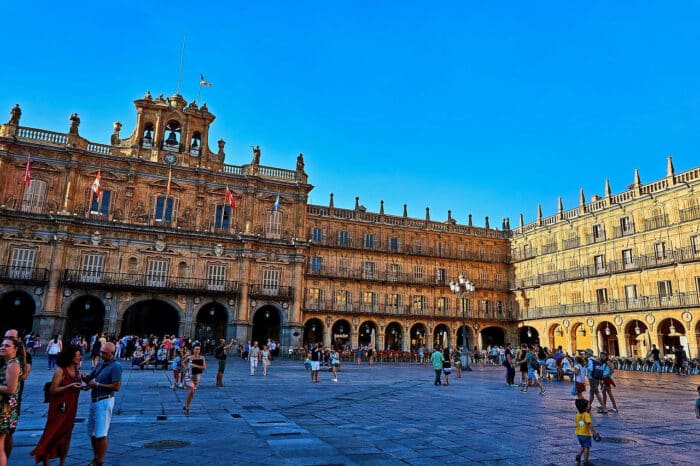 Plaza Mayor. Dónde alojarse en Salamanca