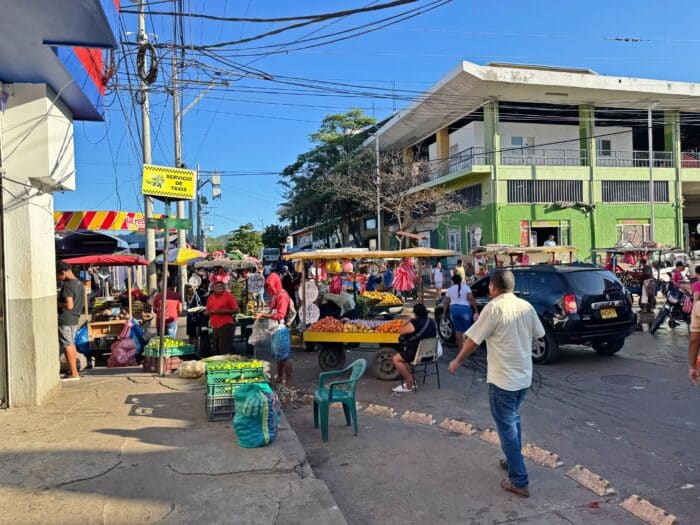 Mercado. Cómo llegar al Parque Nacional de Tayrona desde Santa Marta