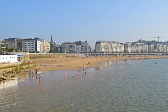 Playa de la Concha. Dónde alojarse en San Sebastián