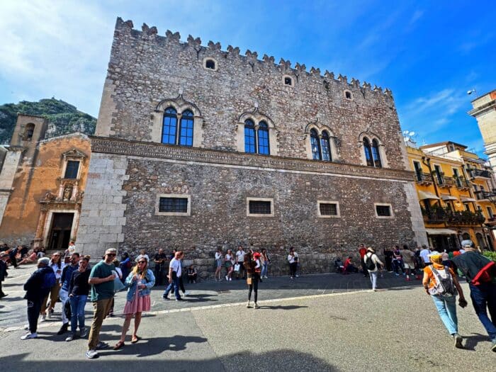 Palazzo Corvaja. Qué ver en Taormina