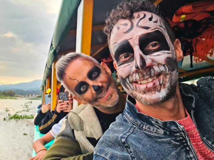 Barco de Janitzio. Ruta por México el Día de Muertos