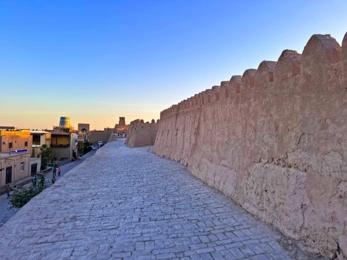 Las murallas de Jiva. Qué ver en Jiva