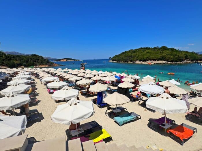 Bora Bora. Alojamiento Ksamil
