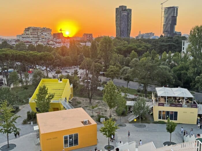Blloku. Dónde alojarse en Tirana
