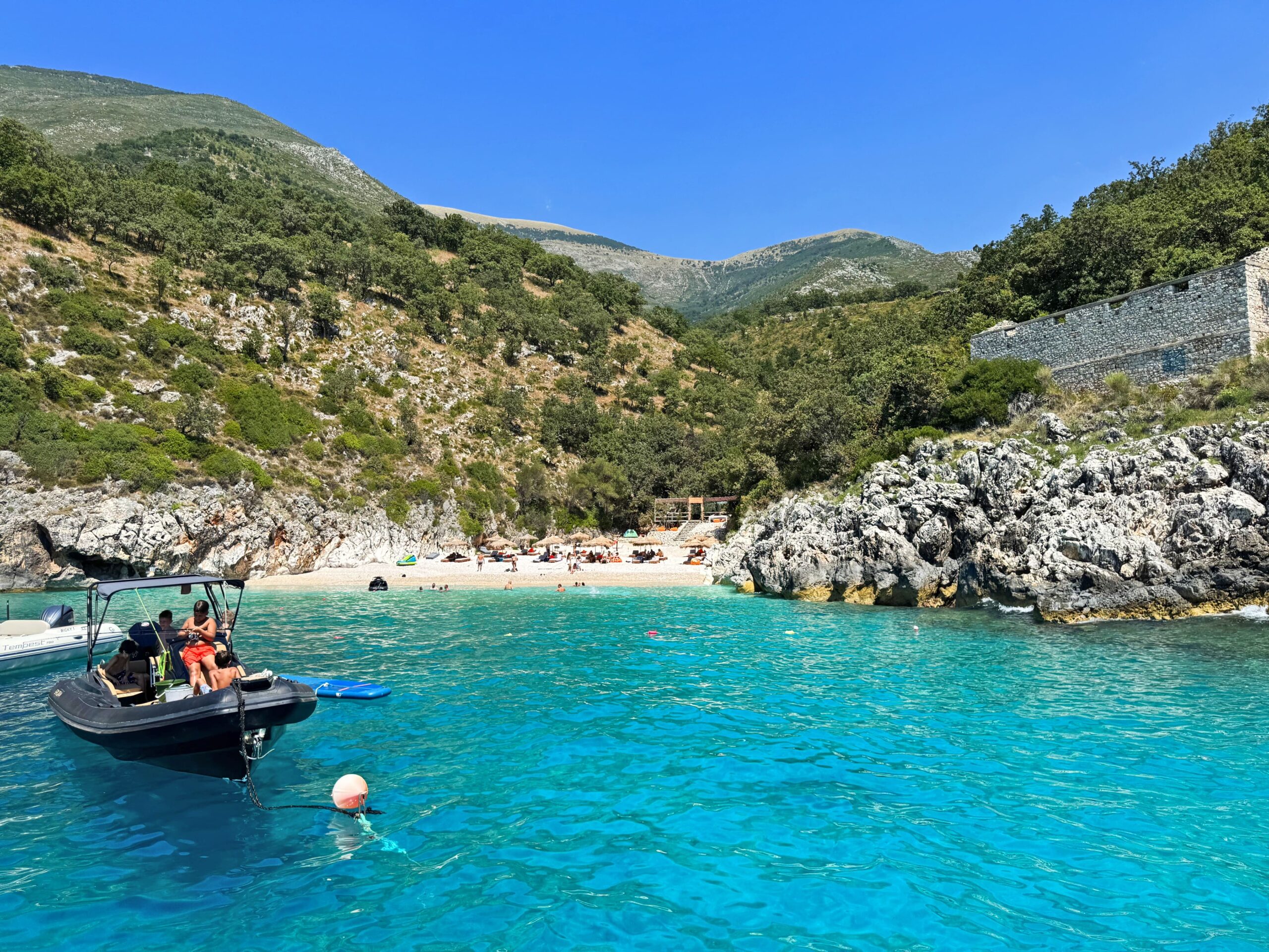 Qué hacer en Himare