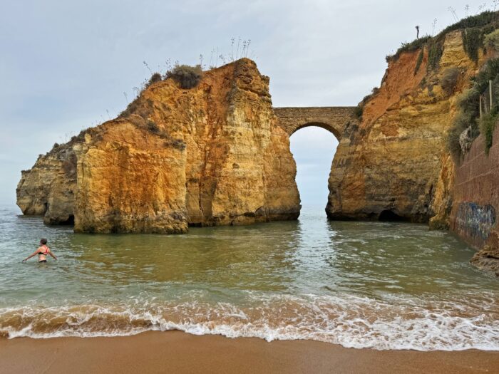 Praia dos Estudantes. Qué hacer en Lagos